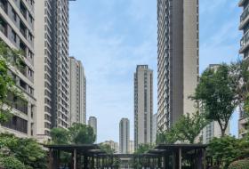 二手房楼顶有“水箱”或“信号塔”，对居住有什么影响？
